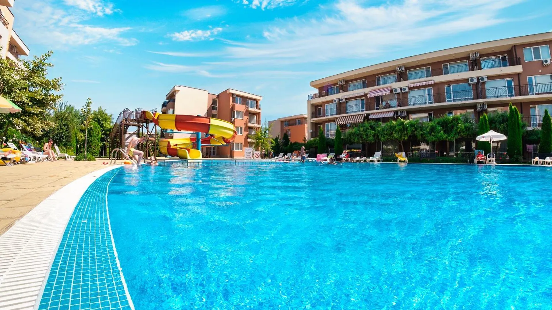 Daire Holiday Garden Resort Sunny Beach