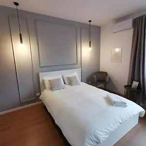  Apartament On The River Ultra România